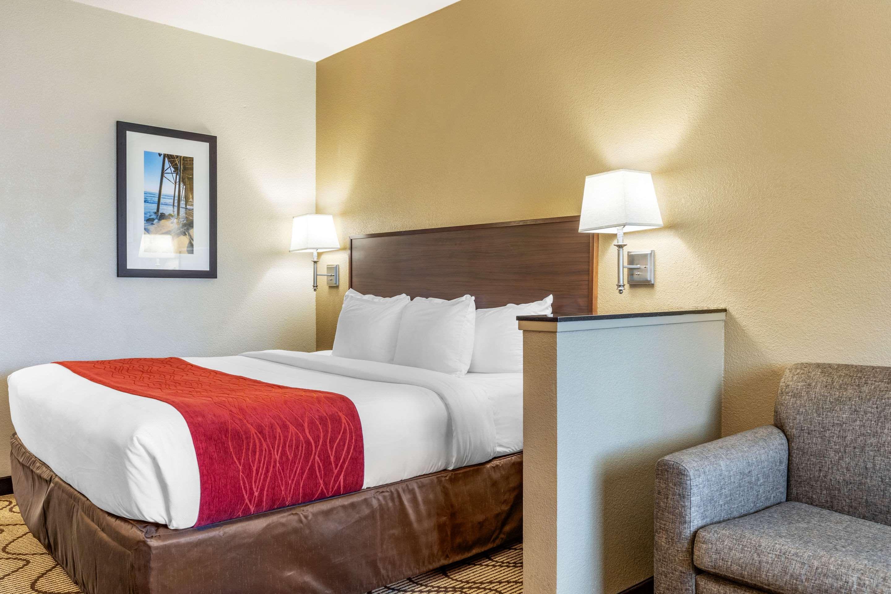 סנטה אנה Comfort Inn & Suites Orange County John Wayne Airport מראה חיצוני תמונה