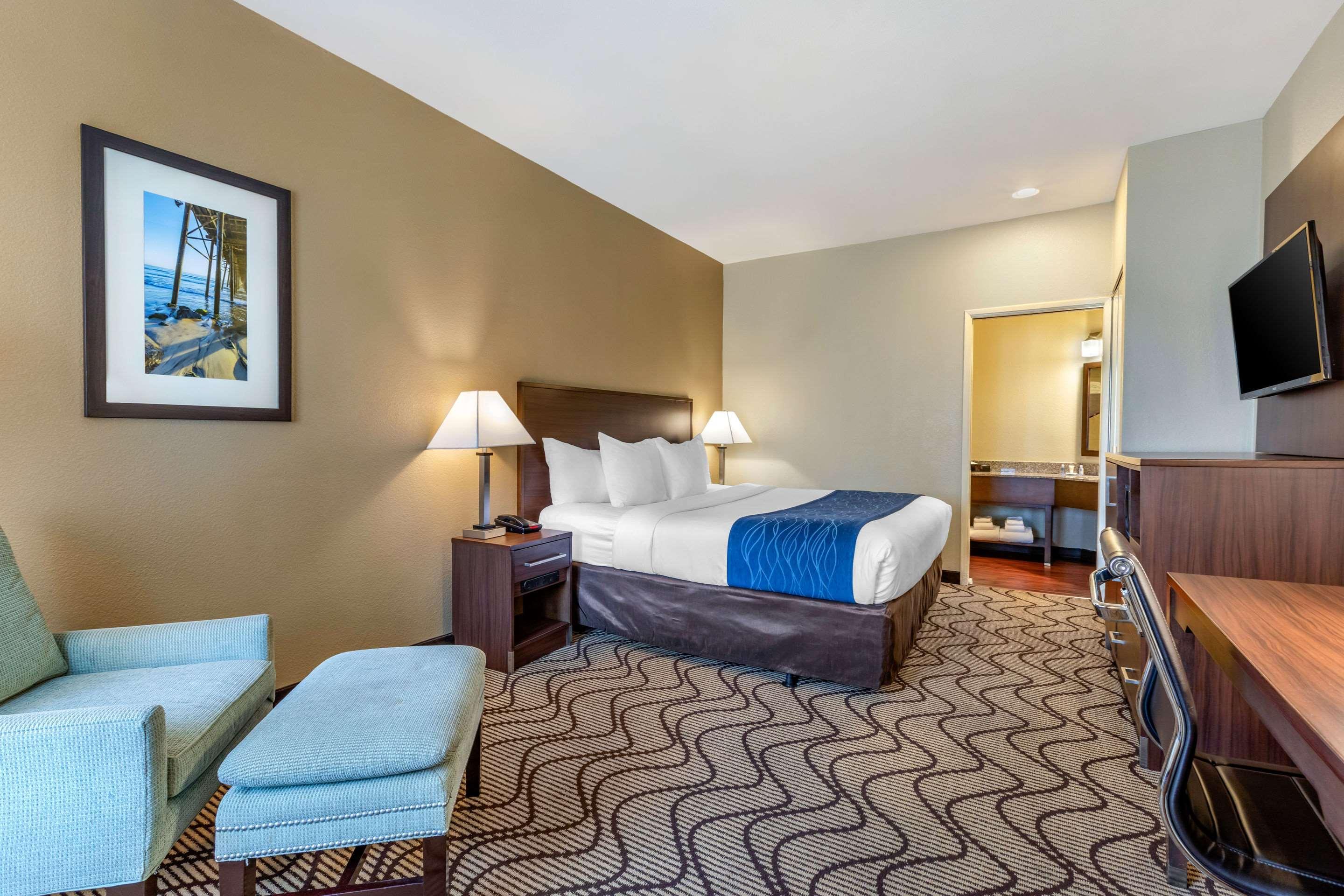 סנטה אנה Comfort Inn & Suites Orange County John Wayne Airport מראה חיצוני תמונה
