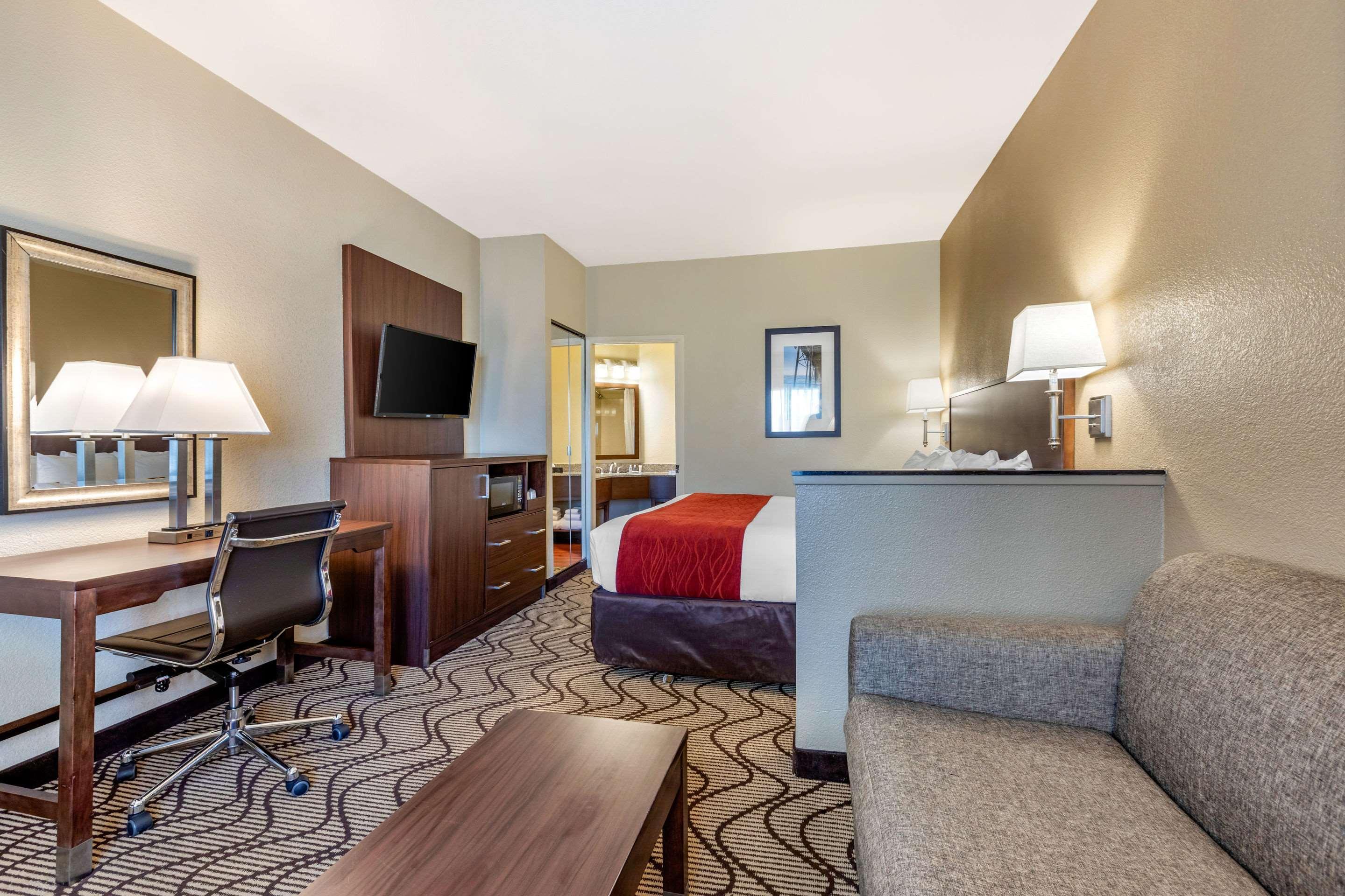 סנטה אנה Comfort Inn & Suites Orange County John Wayne Airport מראה חיצוני תמונה