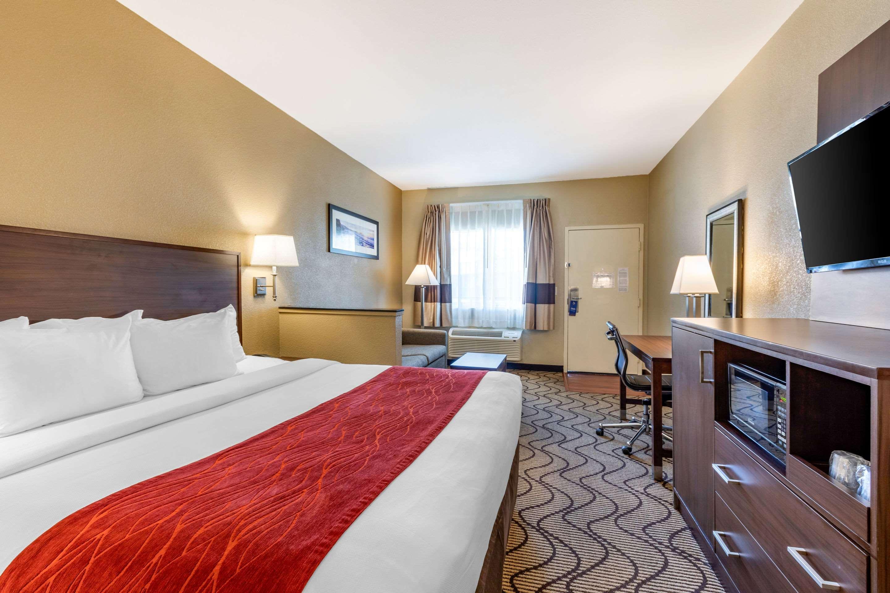 סנטה אנה Comfort Inn & Suites Orange County John Wayne Airport מראה חיצוני תמונה