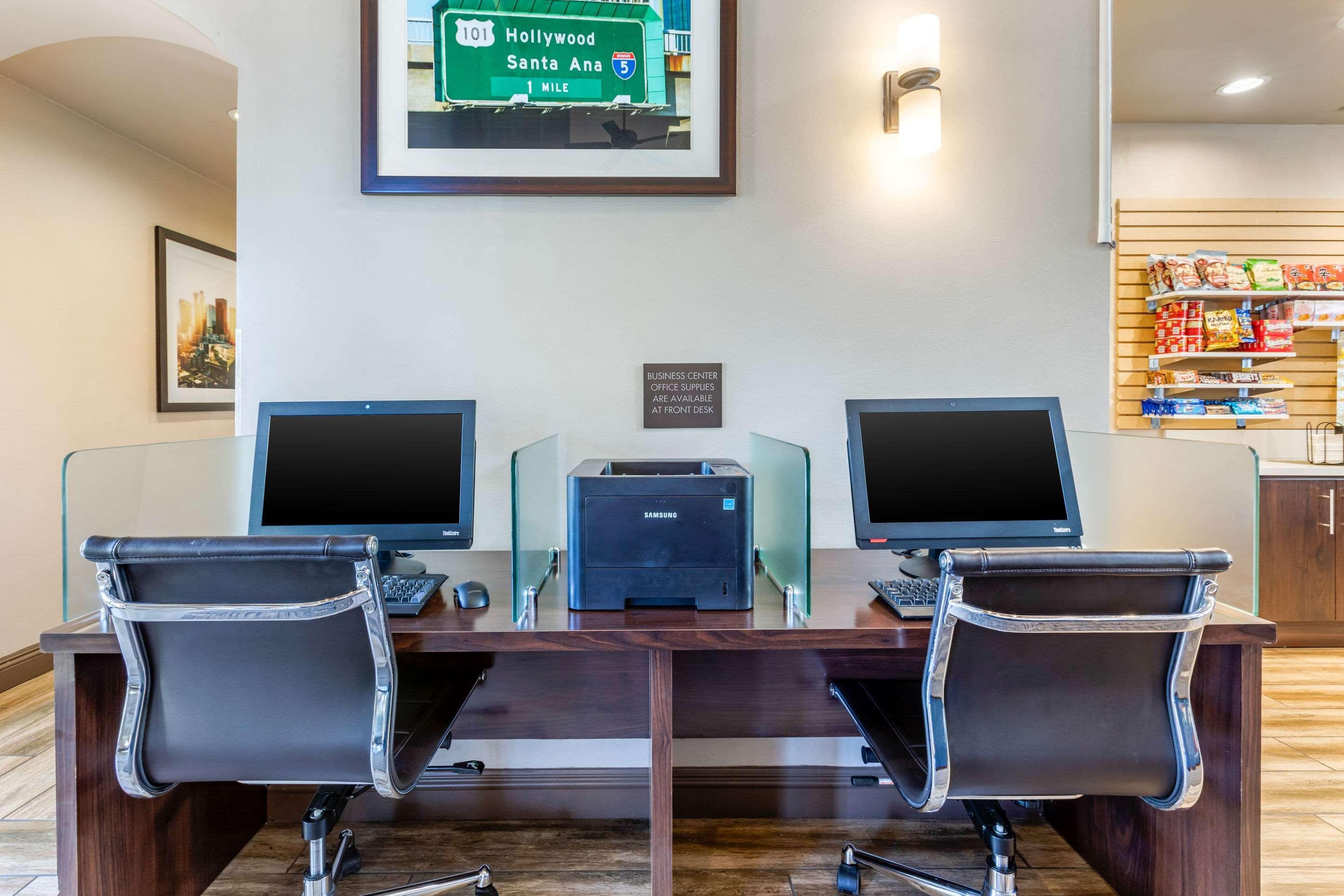 סנטה אנה Comfort Inn & Suites Orange County John Wayne Airport מראה חיצוני תמונה