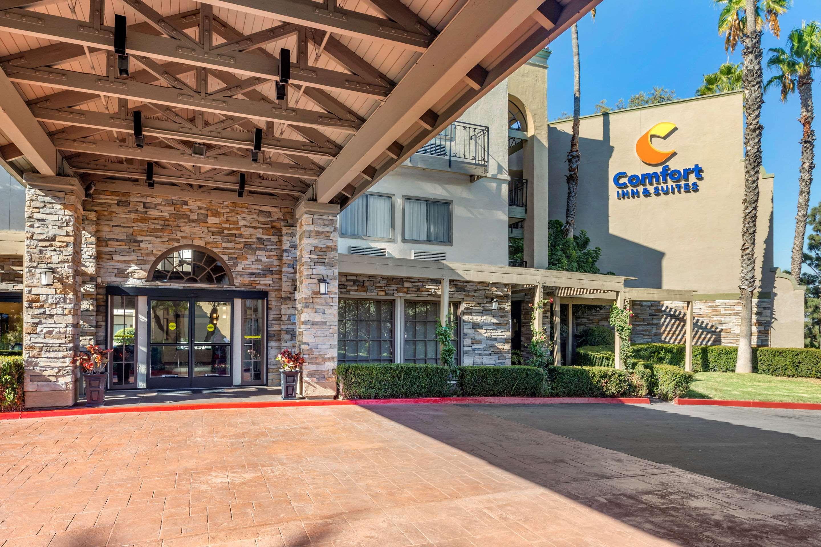 סנטה אנה Comfort Inn & Suites Orange County John Wayne Airport מראה חיצוני תמונה
