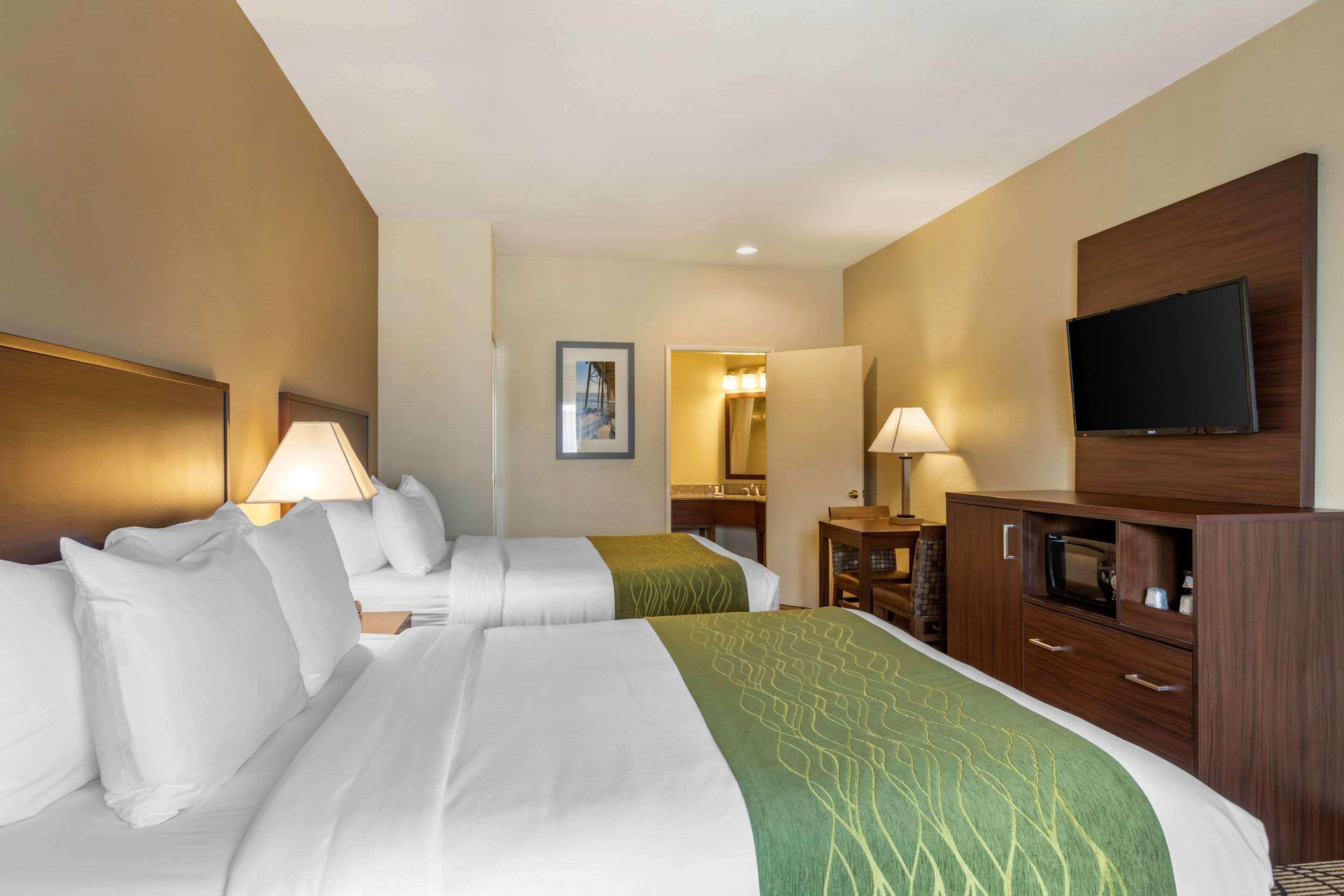 סנטה אנה Comfort Inn & Suites Orange County John Wayne Airport מראה חיצוני תמונה