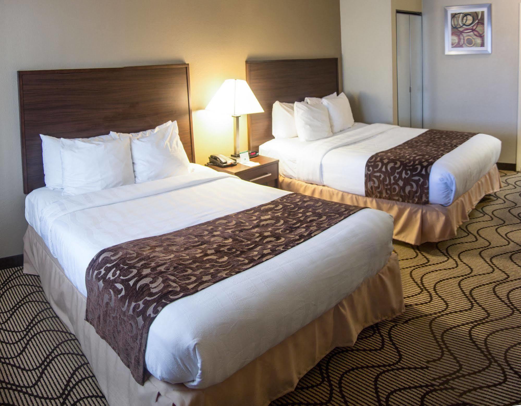 סנטה אנה Comfort Inn & Suites Orange County John Wayne Airport מראה חיצוני תמונה